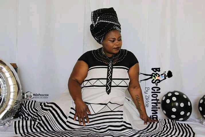 Traditional outfit made of umbhaco