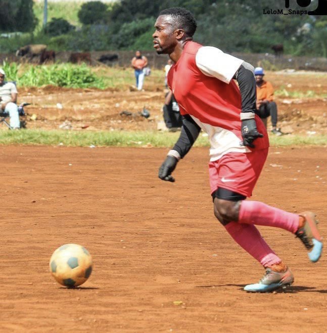 FC Sporting OAK is Where passion meets the pitch! ?? We play hard, we play fair, and we play as one. That’s a great initiative!  Our Vision: To create a thriving football community that nurtures young talent, instills discipline, and empowers youth to build a brighter future free from drugs, alcohol abuse, and crime.  Our Mission: •To provide a structured and supportive environment for young footballers to develop their skills and character. •To promote teamwork, discipline, and a strong work et