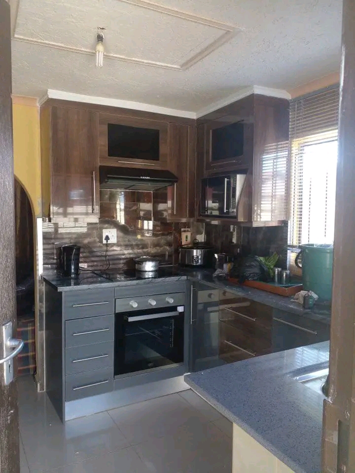 Two tone kitchen