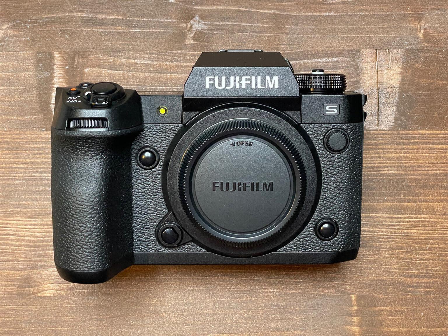 FUJIFILM CAMERA