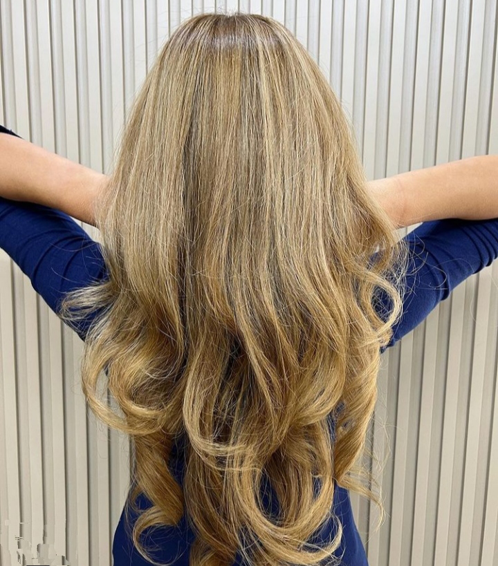  A one-stop solution for all the beauty needs. Getting the salon treatments and getting styled at the same place at an affordable price happens only at Tip Nails Ladies Salon. We use high quality products to render top-notch outcomes. We have all the services beautifying the ladies in the city right from Threading, Eyebrows tint, Lycon wax, Loreal Hair color, Brazilian blowout, Full body massage, Manicure and Pedicure, Facials, Nail extension to Protein treatment for hair.