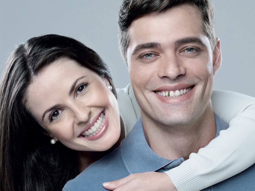 Are you searching for a holistic dentist who can provide you with thorough natural, personalized dental care? Search no more. In this guide, we’ll help you understand how to achieve optimal oral health by adopting a holistic approach. We’ll shed light on how holistic dentistry can transform your oral health journey.