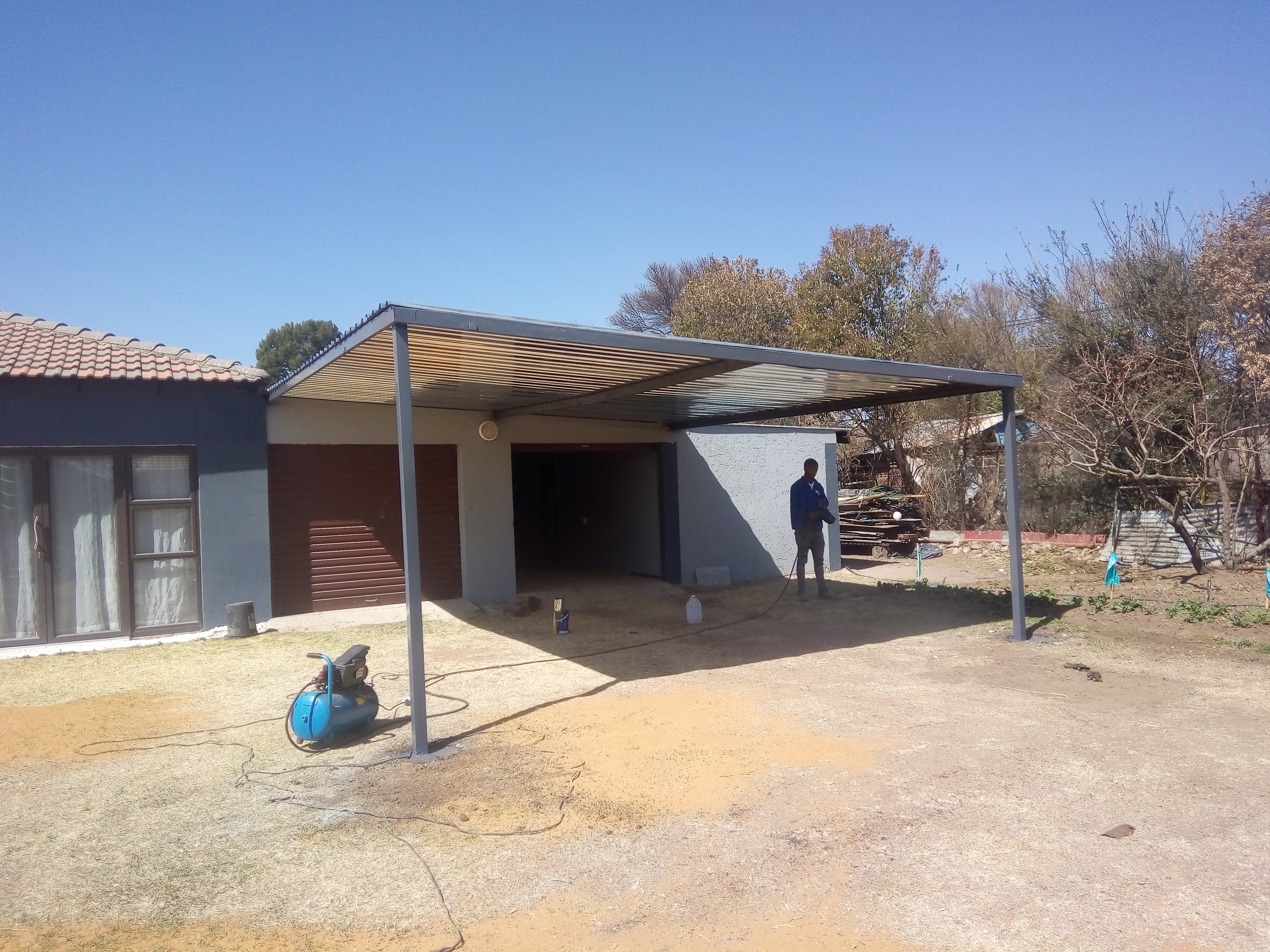 Single and double carports at affordable prices