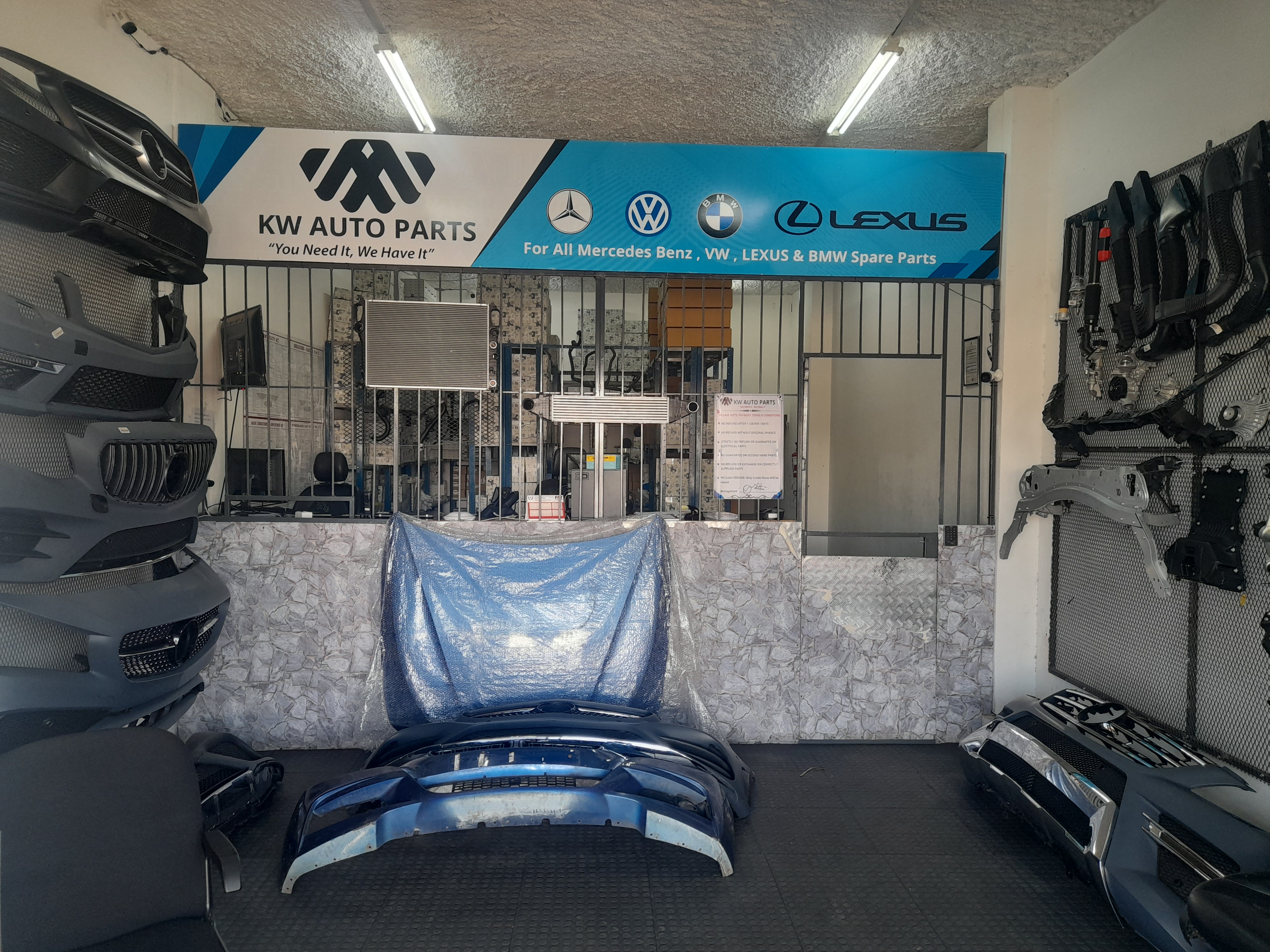 KW BENZ AND BMW SPARE SHOP PRETORIA