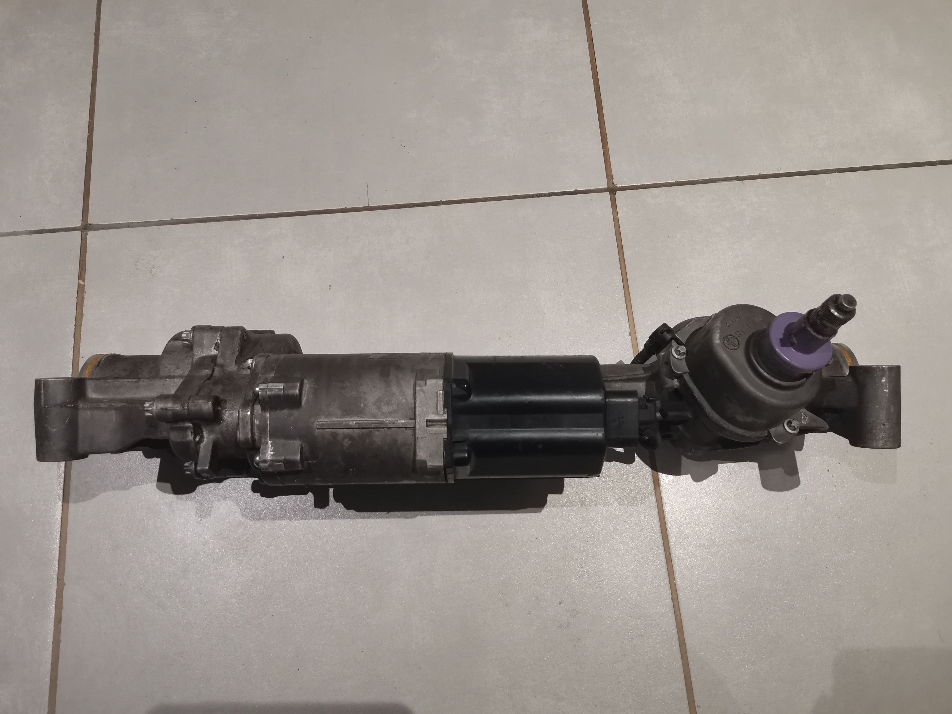 W205 Steering Rack Electric in immaculate condition 