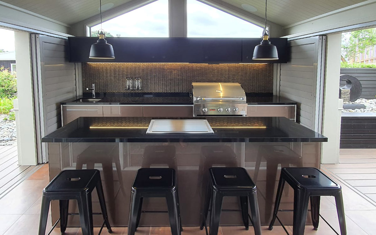 outdoor kitchen