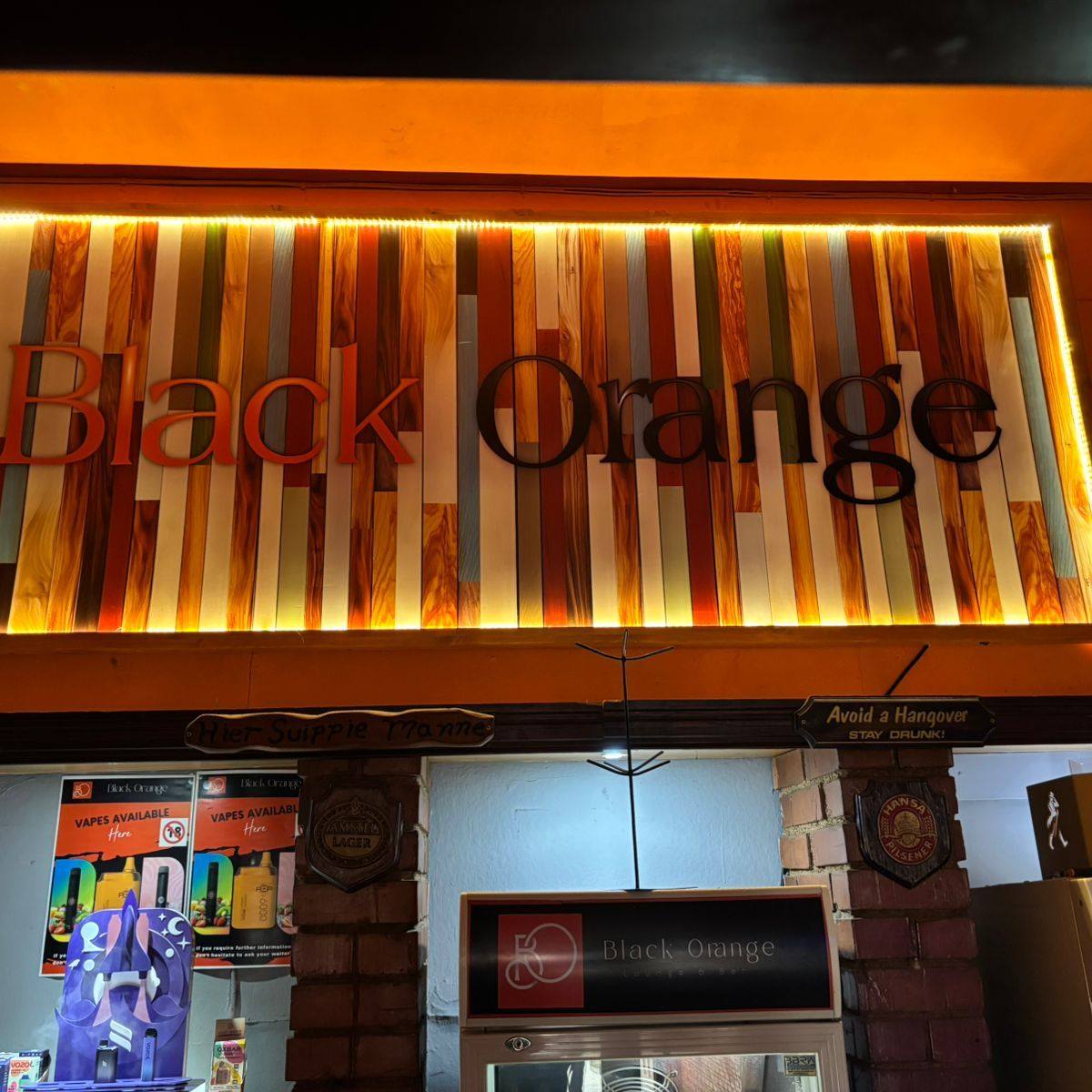 Black Orange Lounge & Bar- Warm vibes and Draught specials all day, everyday!