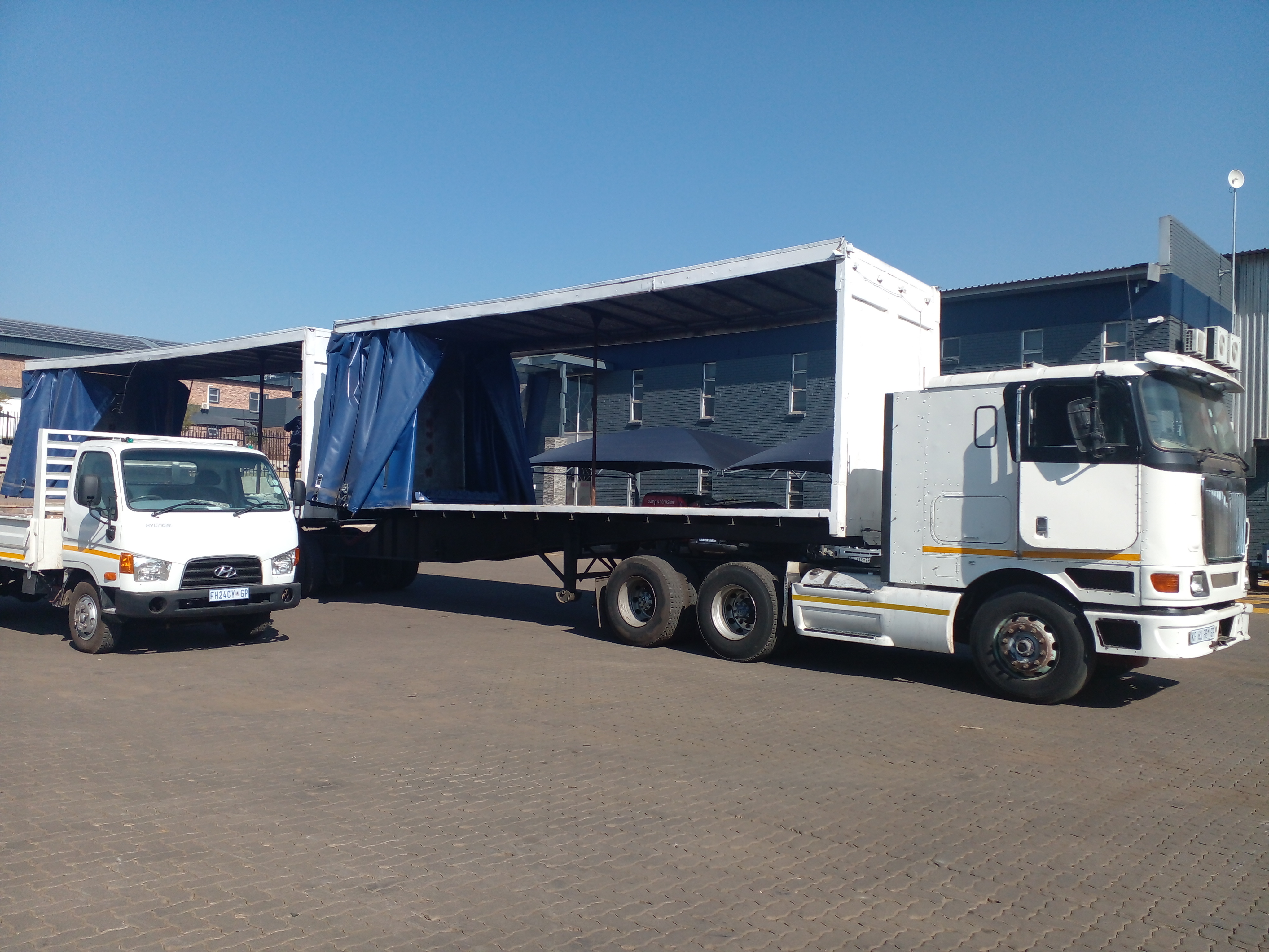 Loading cargo from JHB to Mozambique