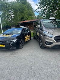 taxi bilar i nyköping