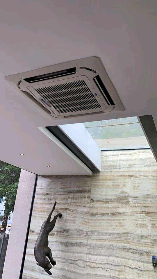 Aircondition installation and repairs 