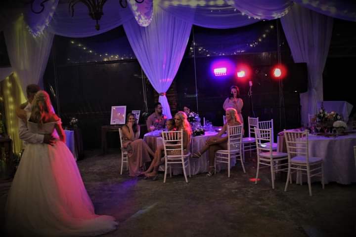 KZN Wedding reception first dance