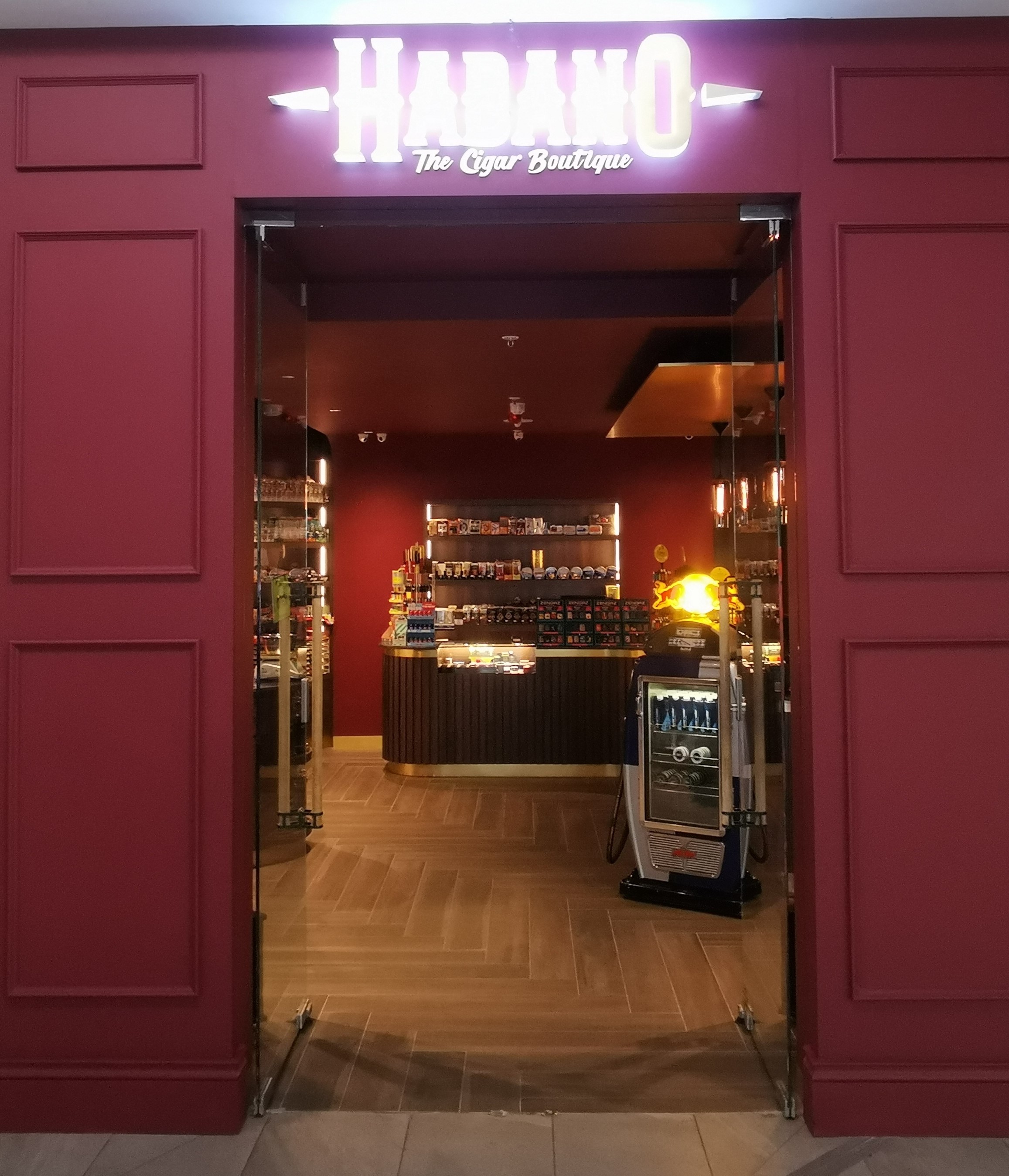 ye olde tobacco shop Discover House Jansen's New Orleans Ye Olde