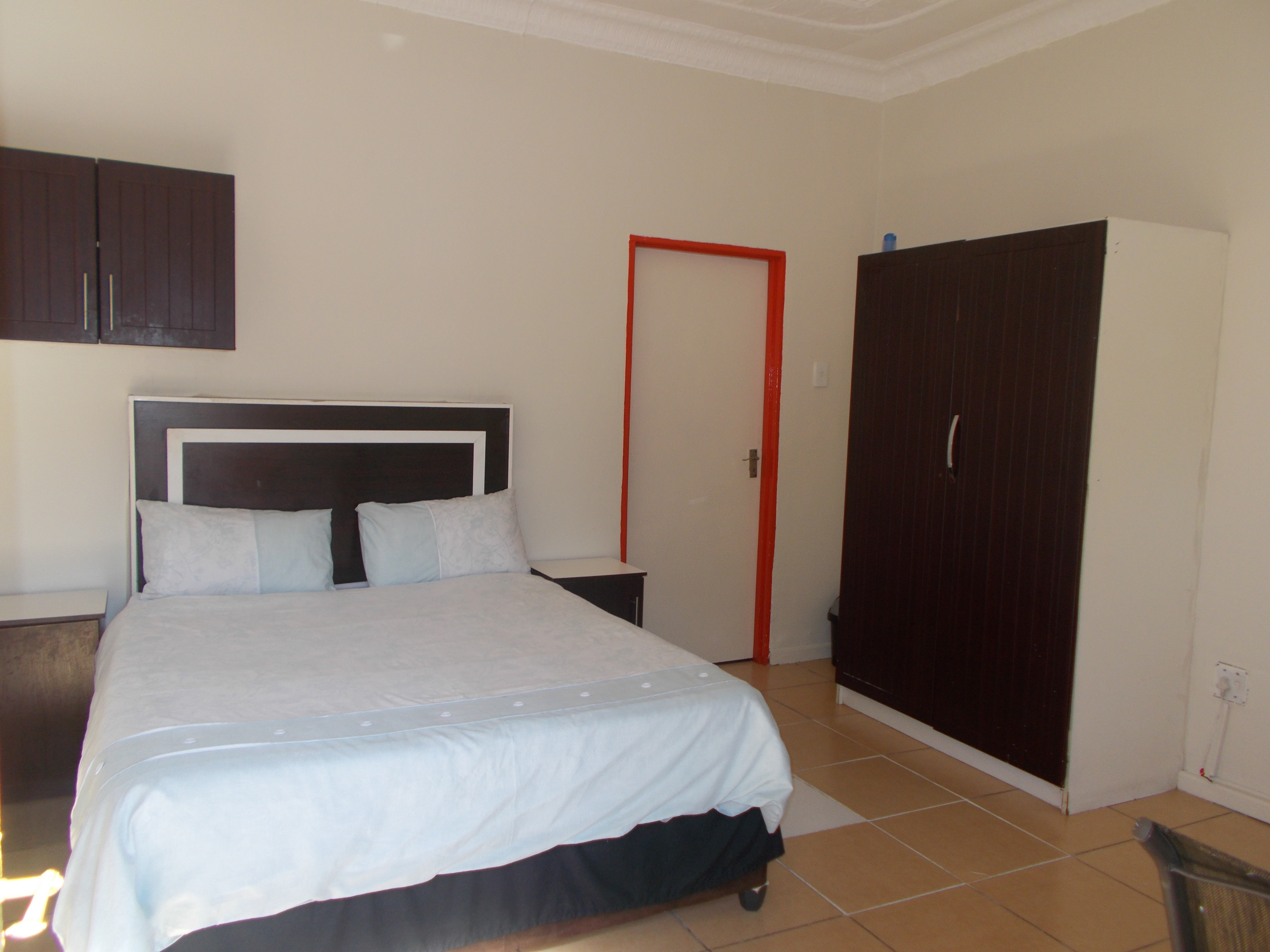 long and short term accomodation R350  nighta