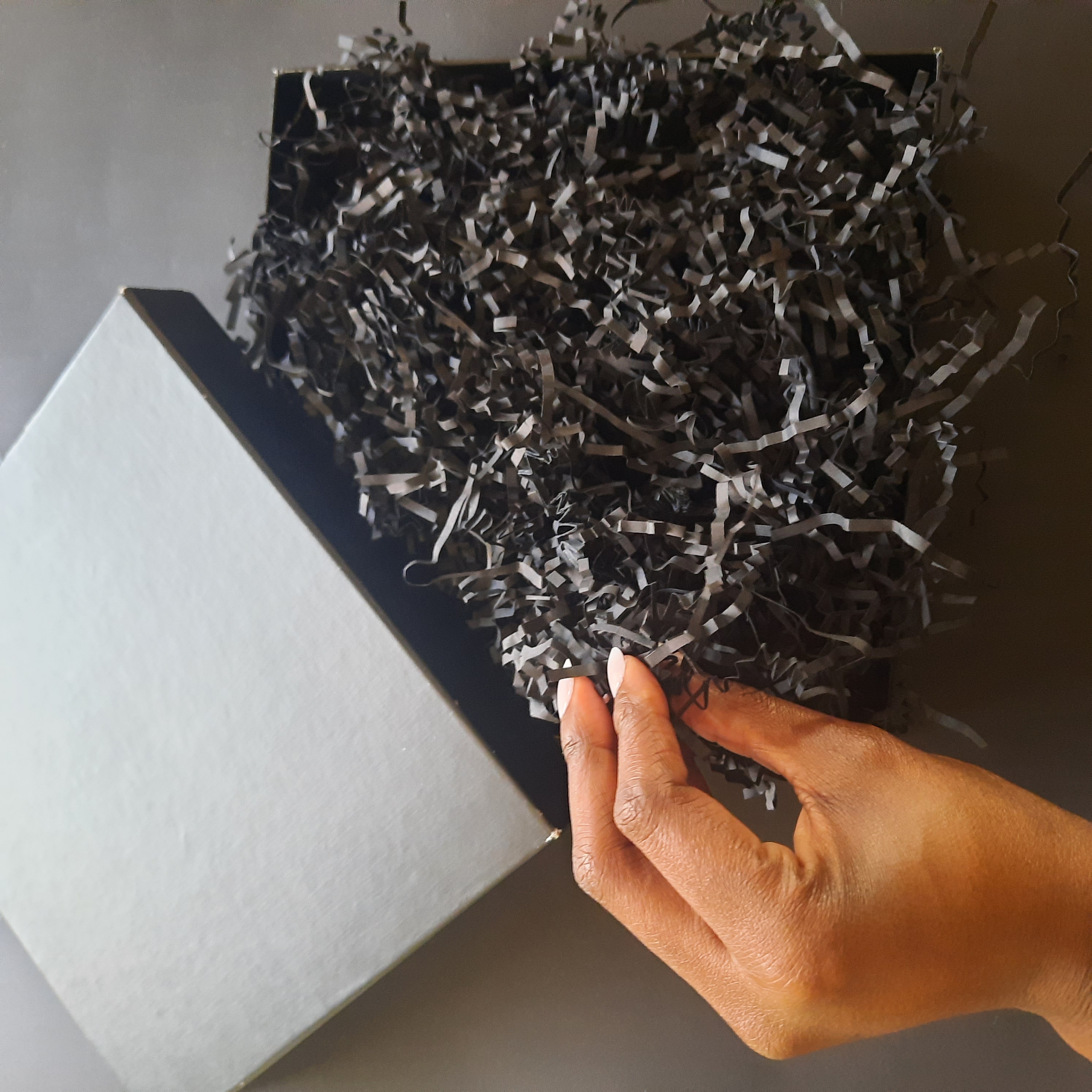 Black crinkle paper