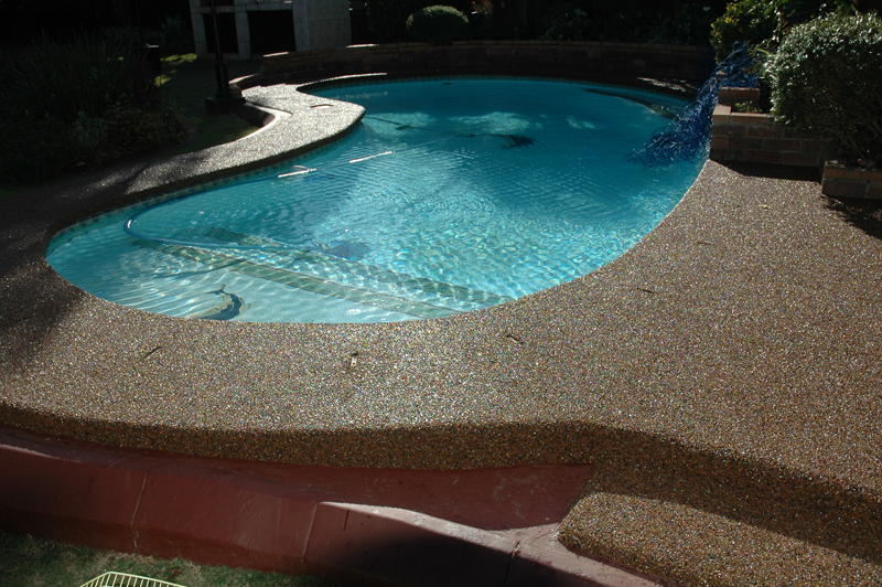 Pool surround