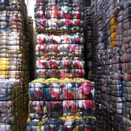 BALES OF MIXED BRANDS OF CLOTHES