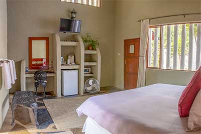 Deluxe room at BBT Lodge