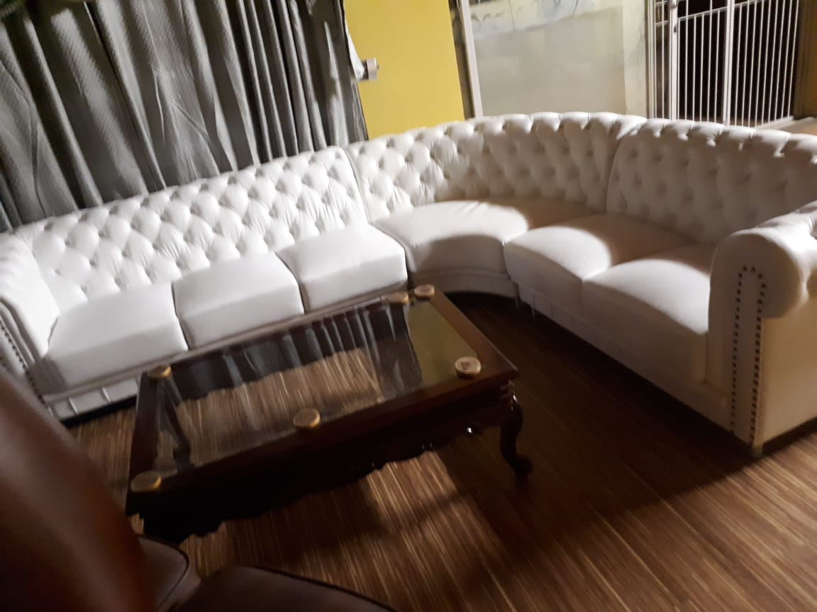 Lounge Suite 