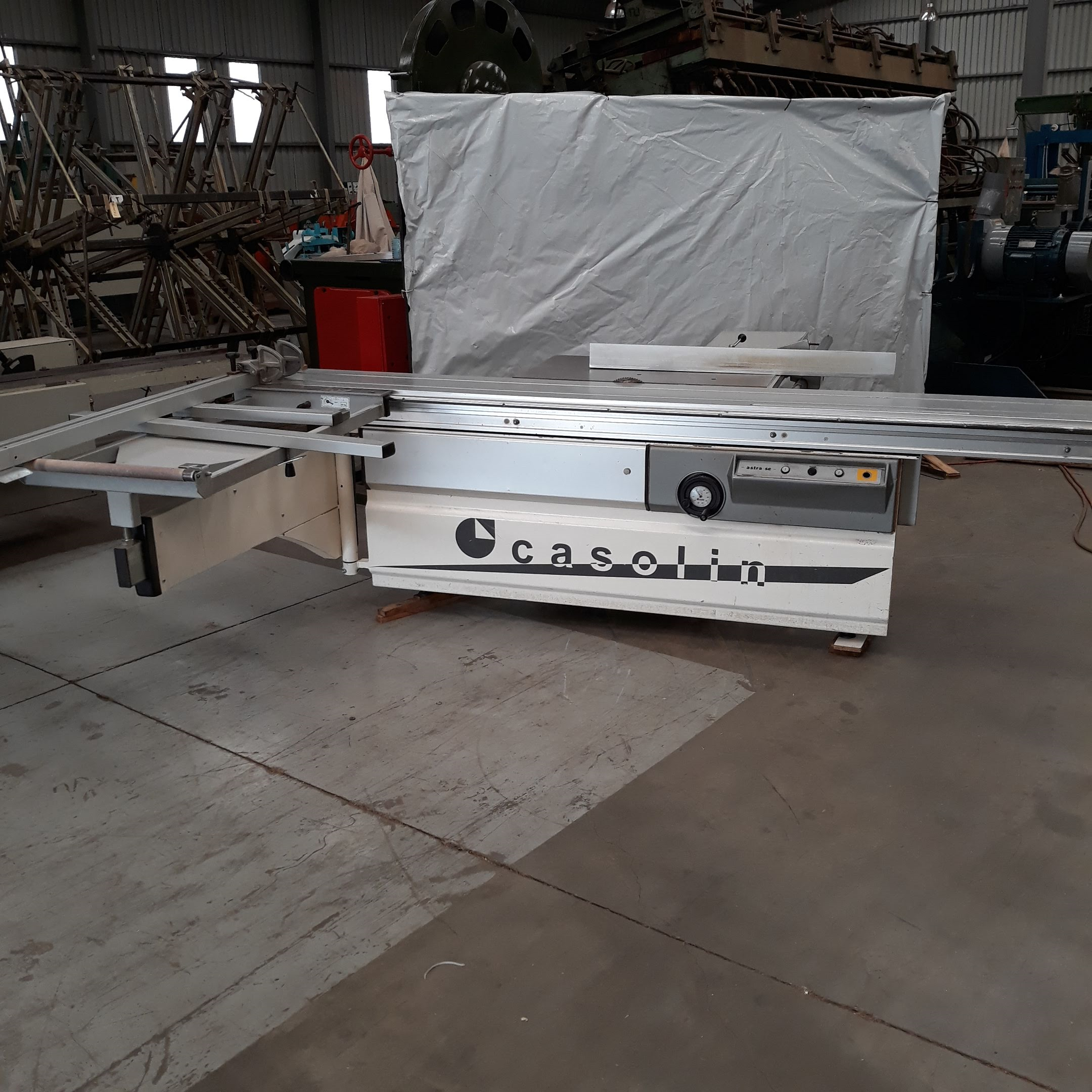 Panel saw