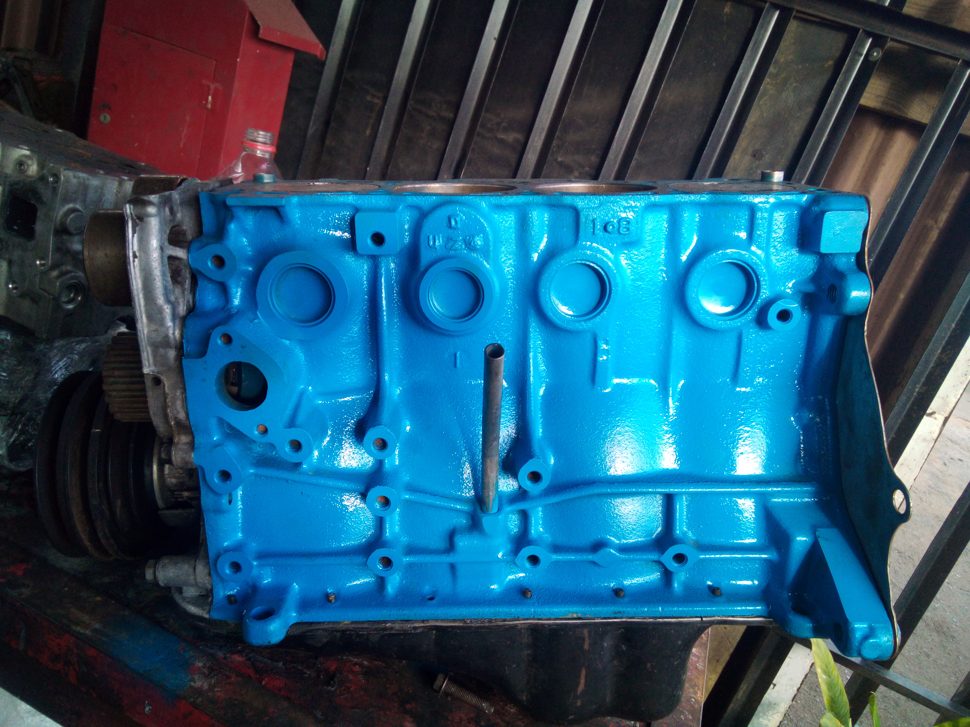 Reconditioning F8 engine