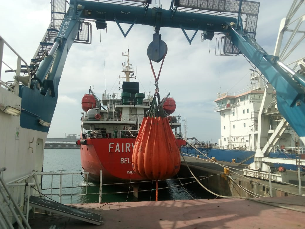 We use this water bag to load test the cranes on ships. 